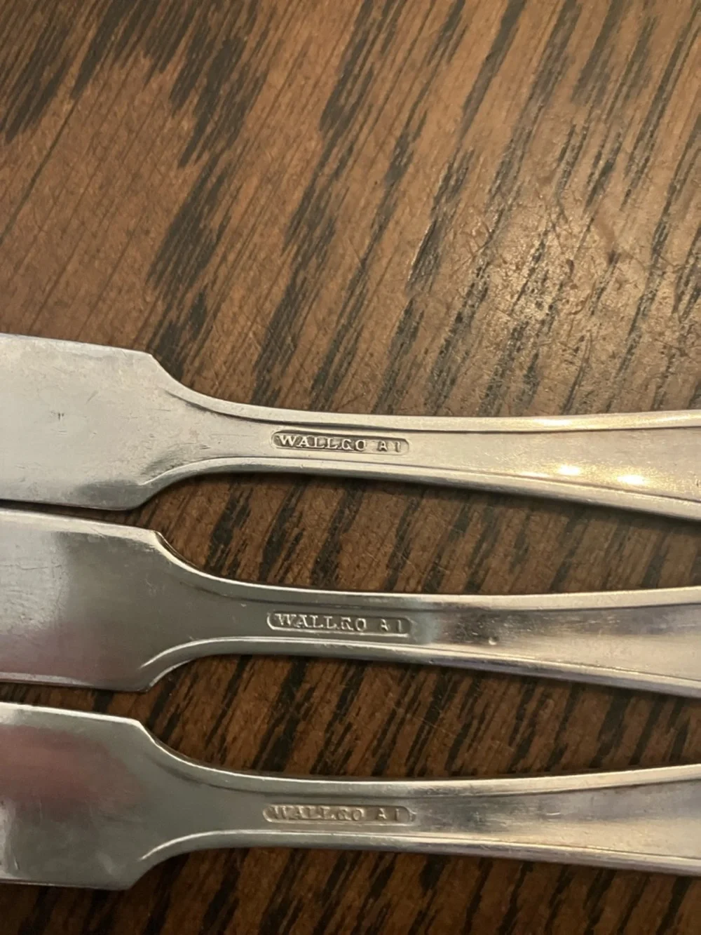 Set of 3 Vintage Silver Plate Butter Spreaders - Picture 3 of 3